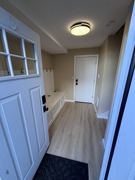 Building Photo - 25 Franklin St