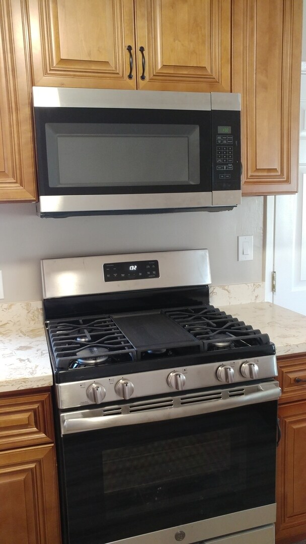Building Photo - AMAZING Updated 3 Bedroom/2 Bath Home in Good School Area! - BERRYESSA