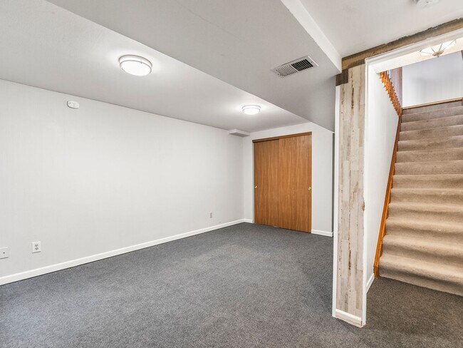 Building Photo - 11167 W 17th Ave