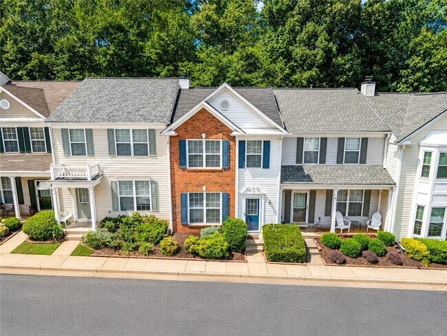 Building Photo - 1745 Kilmington Ct
