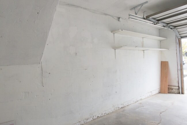Building Photo - 2600 56th Ave