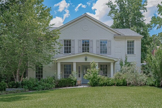 Building Photo - 3 Sandpebble Dr