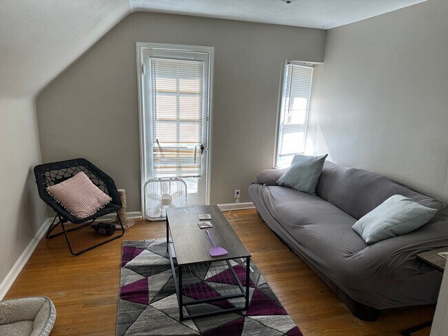 Building Photo - University Housing SLC LLC - 327