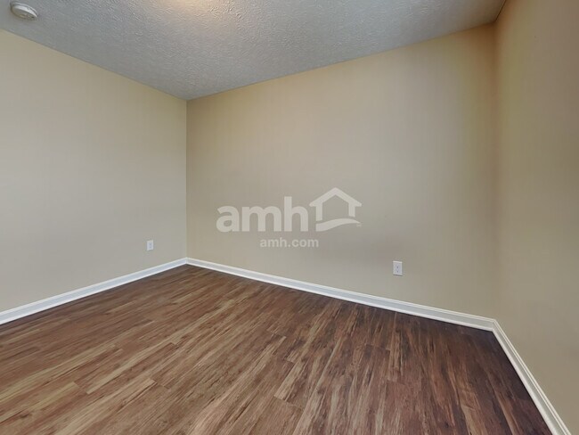 Building Photo - 9770 Soaring Breezes