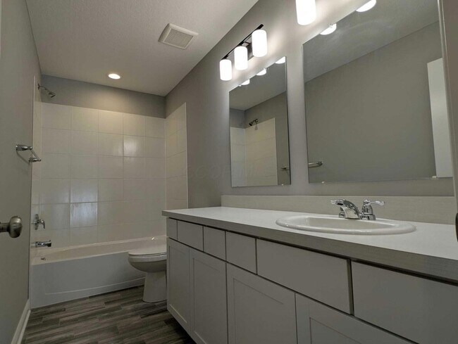 Building Photo - 7301 Aster Wy