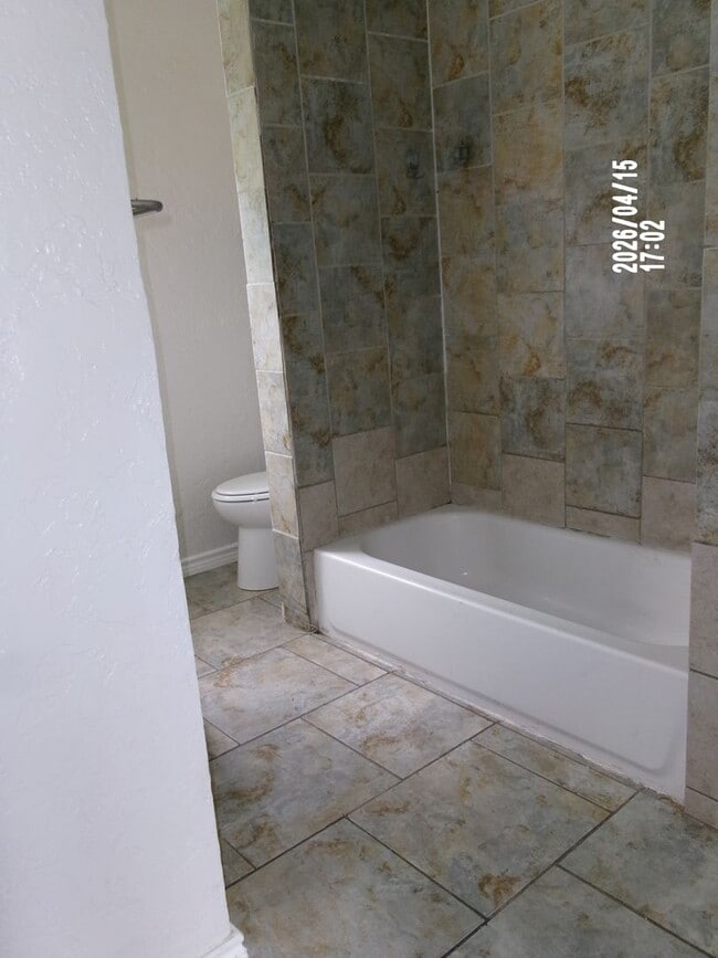 Building Photo - Very Nice Newly Renovated Home In Morford Neighborhood.