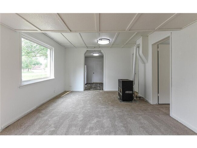Building Photo - 2 Bedrooms, 1 Bathroom Single Family Home in Little Falls, MN- Large corner lot