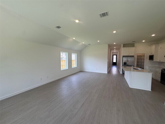 Building Photo - 6302 Symphony Wave Dr