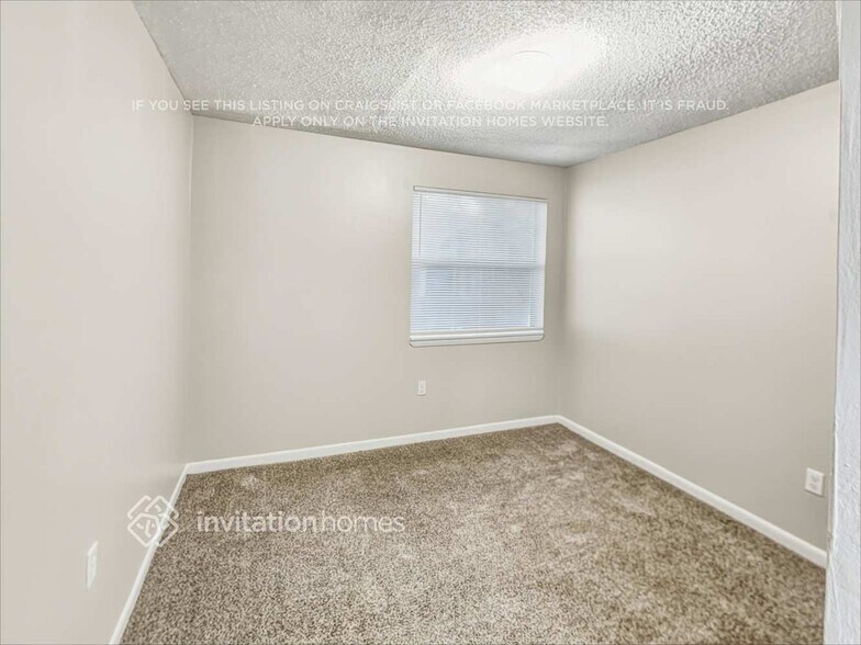 Building Photo - 9108 SW 147th Ct