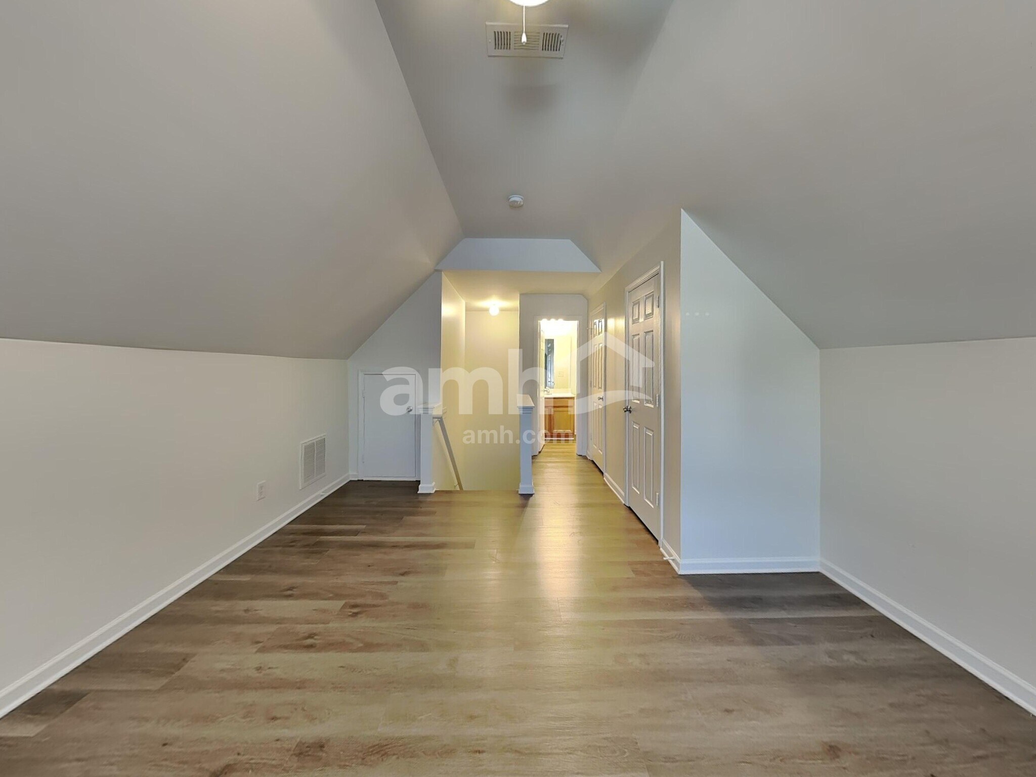 Building Photo - 1963 Trace Creek Dr