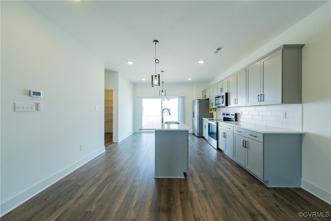 Building Photo - 15356 Oasis Sun Wy