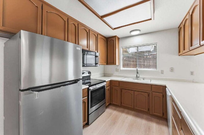 Building Photo - 101 Claim Ct