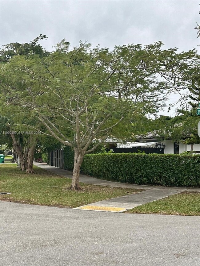 Building Photo - 7500 SW 30th Terrace