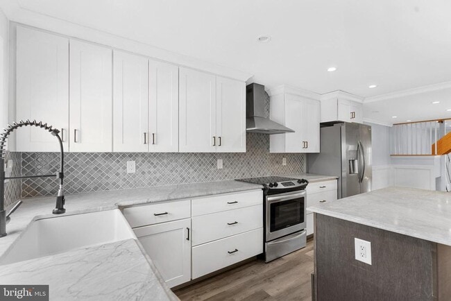 Building Photo - 109 Mercer St