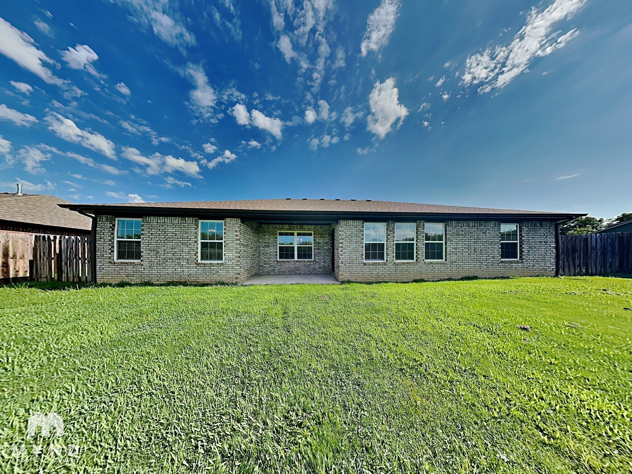 Building Photo - 507 Eagle Dr