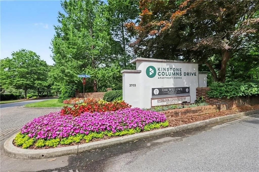 Building Photo - 3960 Riverlook Pkwy SE