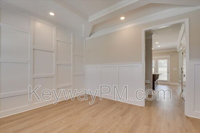 Building Photo - 715 Bronze Wy