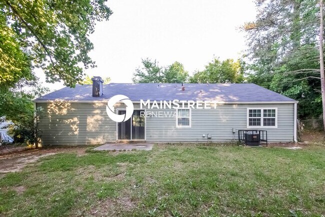 Building Photo - 3 Bedroom Pet-Friendly Home in Norcross, GA with Main Street Renewal