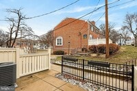 Building Photo - 1407 N Van Dorn St