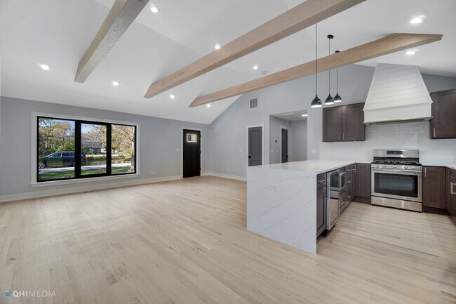 Building Photo - 66 Mionske Dr