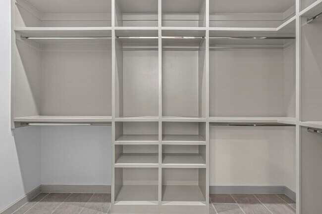 Building Photo - 8120 Stillmeadow Ct