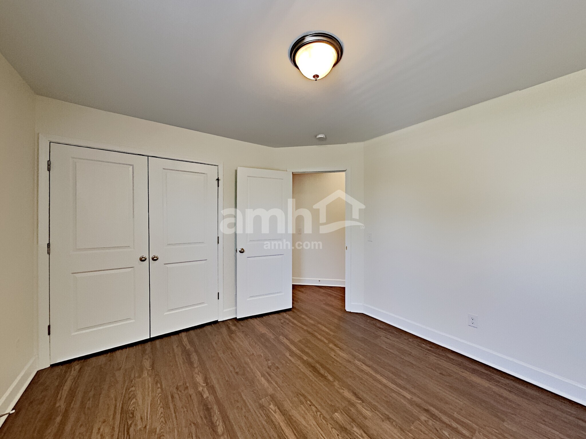 Building Photo - 5048 Trailwater Dr