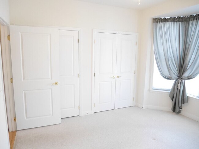Building Photo - 1513 Feral Dae Ln
