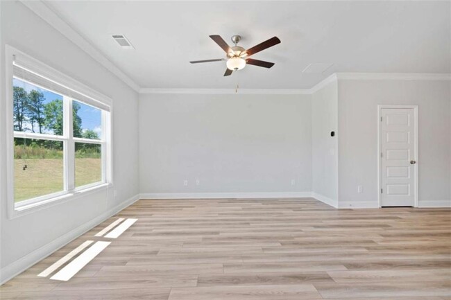 Building Photo - 3320 Westgate Park Dr