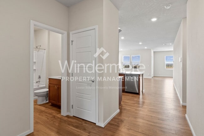 Building Photo - 20619 E Valley Vista Dr