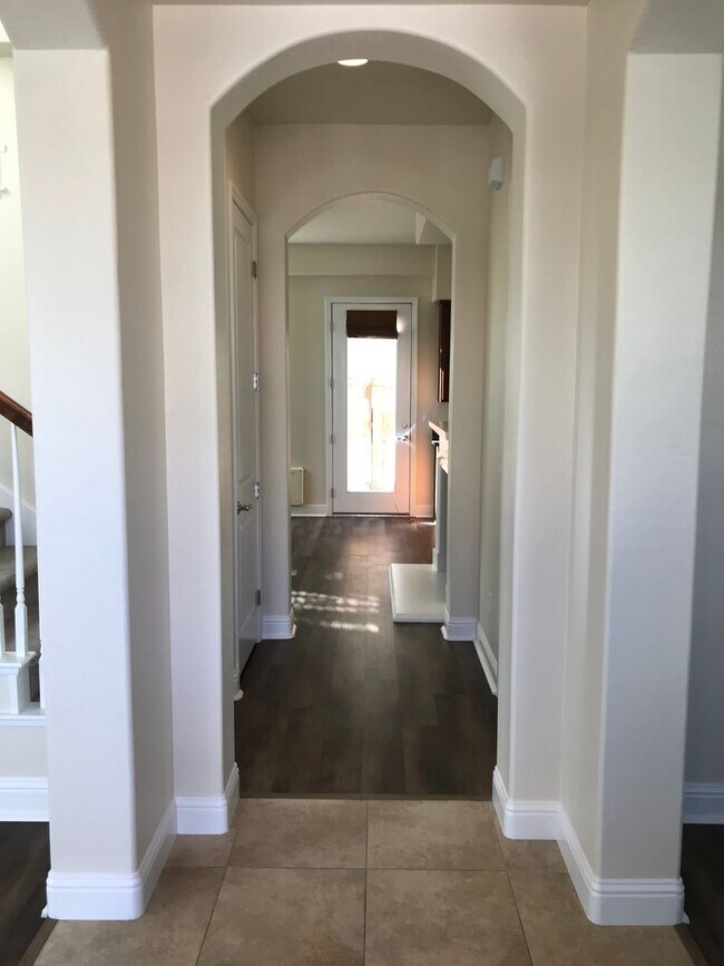 Building Photo - Two Story Home in Somersett Vue Community