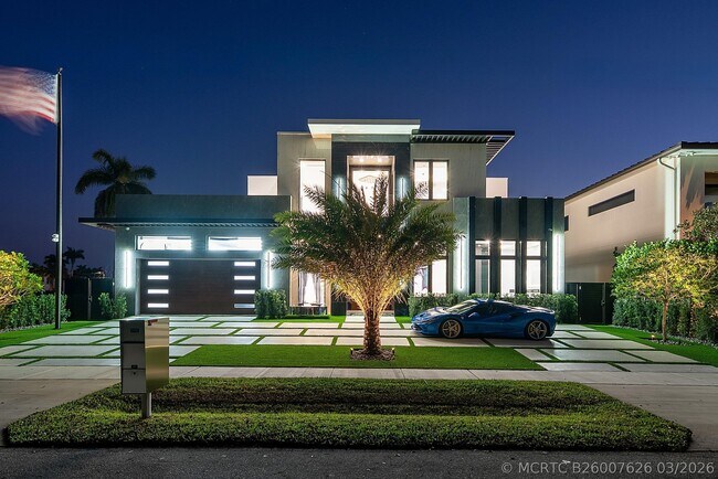 Building Photo - 2650 NE 48th Ct