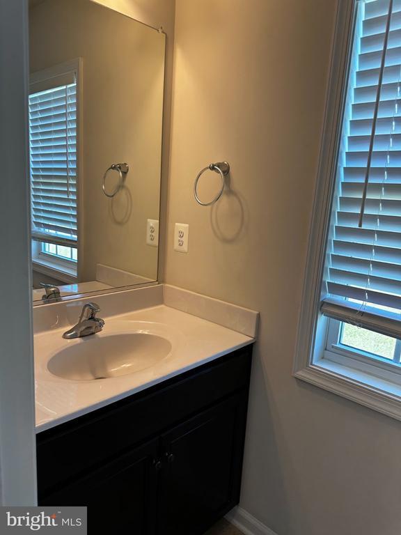 Building Photo - 4203 Flanders Ct