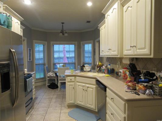 Building Photo - 14 Emily Cove