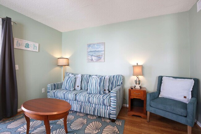 Building Photo - 608 Carolina Beach Ave S