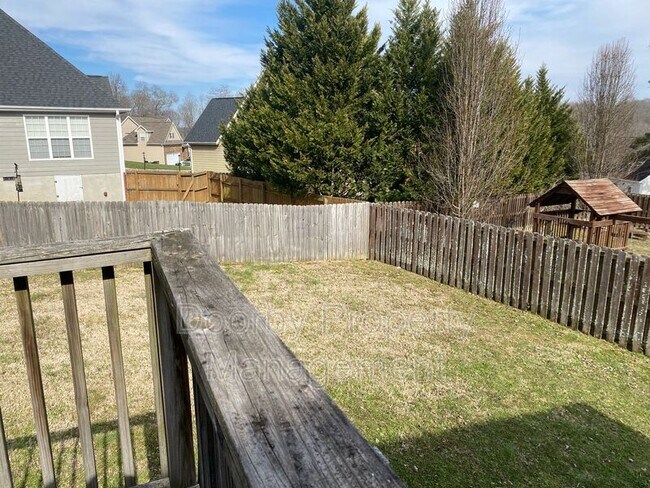 Building Photo - 5755 Caney Ridge Cir