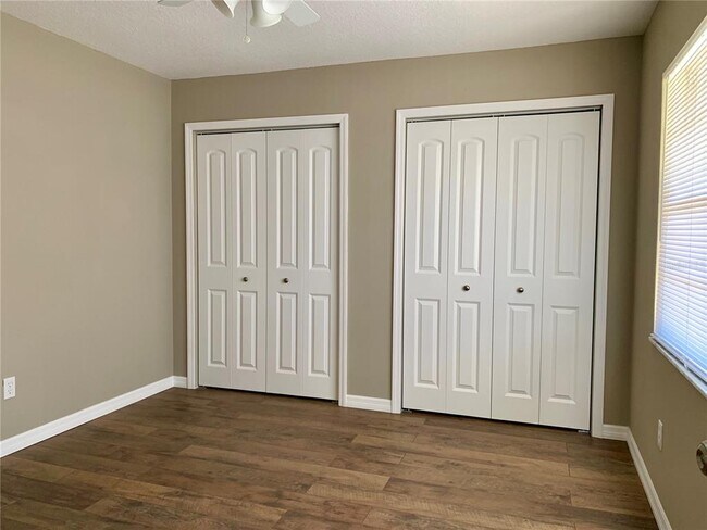 Building Photo - 58 Windtree Ln