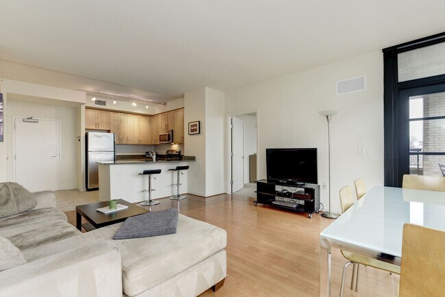 Building Photo - Luxurious Fully Furnished 2BR in the Heart of Mount Vernon Triangle!