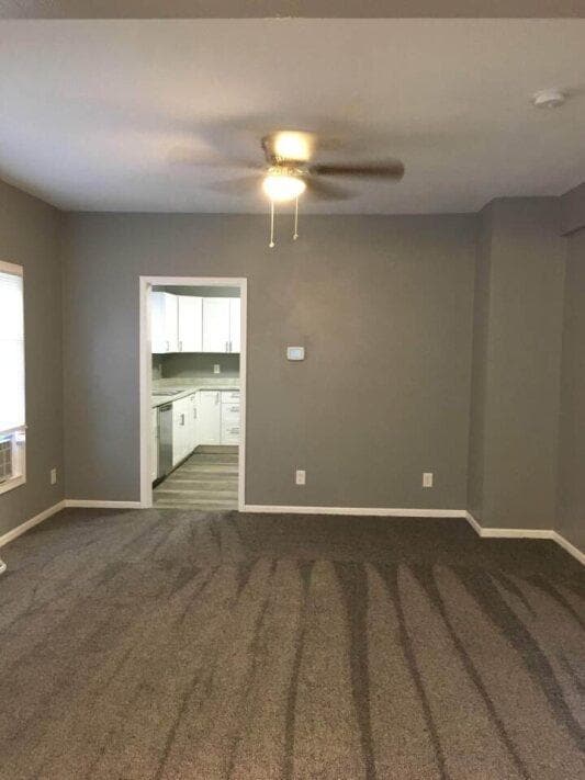 Building Photo - 212 S Albert Ave