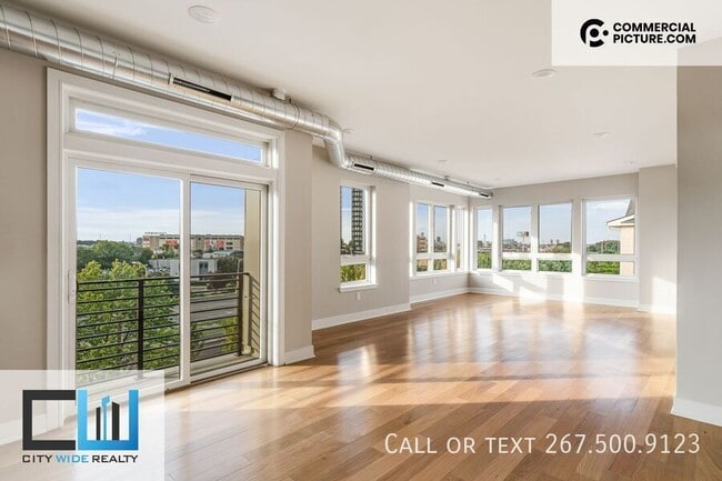 Building Photo - 3202 Capri Dr