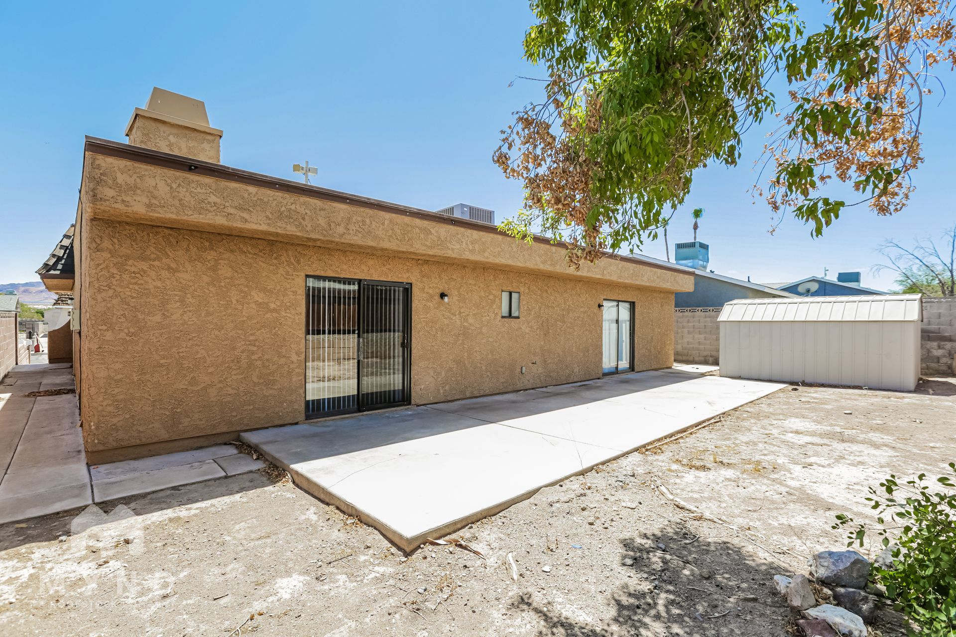 Building Photo - 261 Queen Marie Ct
