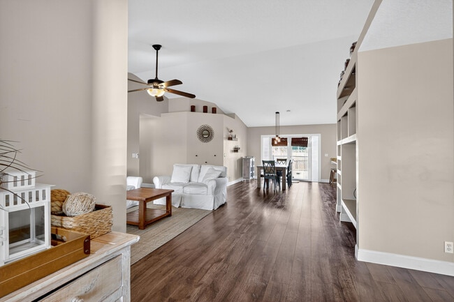 Building Photo - 151 Monterey Way