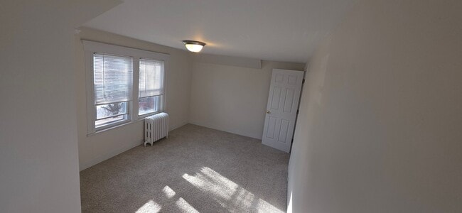 Building Photo - Stunning 3 Bedroom House for Rent in Neptune!