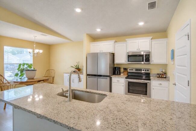 Building Photo - 3BR/2BA New Construction Home in heart of North Pensacola off Creighton Rd.