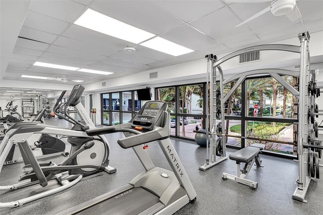 Building Photo - 2401 S Ocean Dr