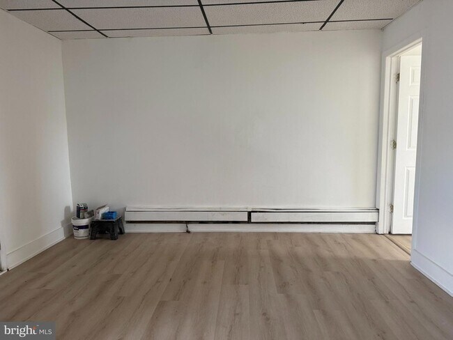 Building Photo - 1247 Shackamaxon St