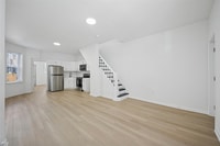 Building Photo - 6339 Reedland St