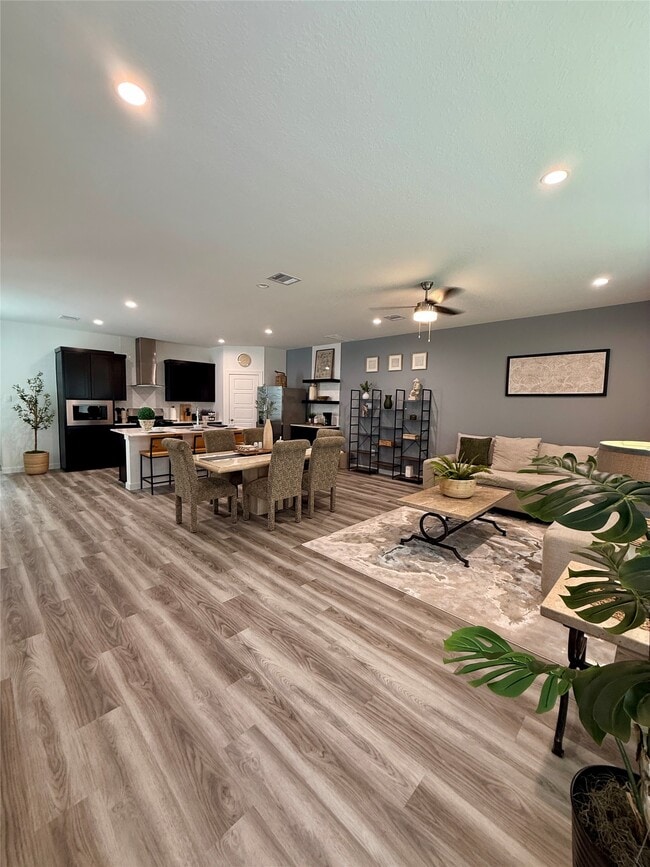 Building Photo - 12308 Greenwood Gate Dr