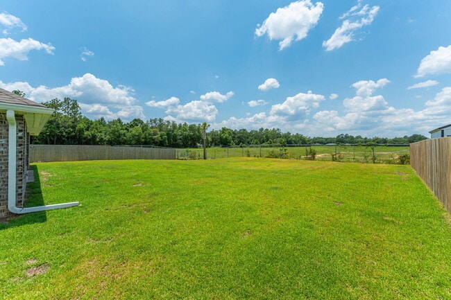 Building Photo - 5092 Gaineswood Dr