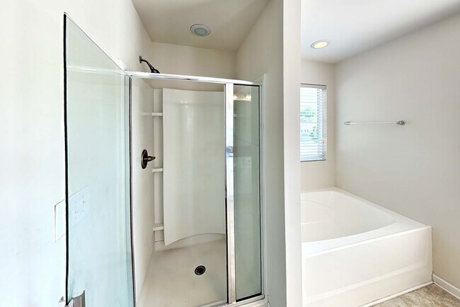 Building Photo - 1218 Oak Haven Dr