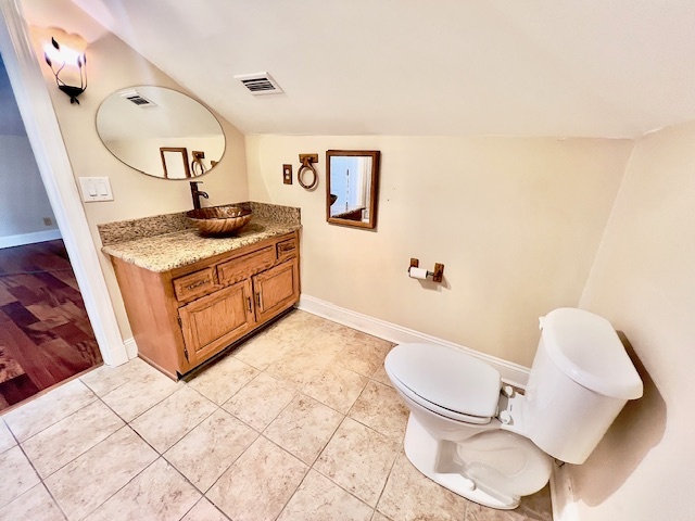 Master bathroom - 849 Lasalle St